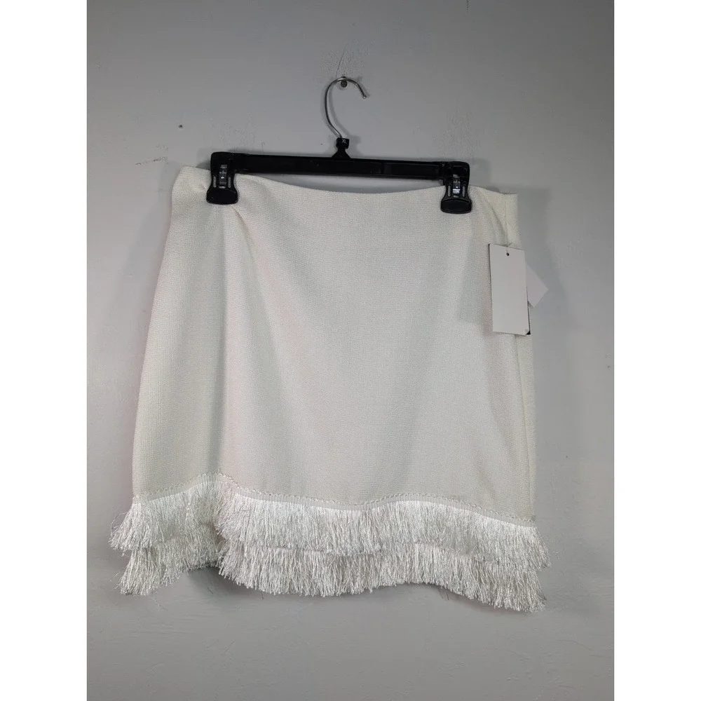 Women's FASHION UNION Off White Textured Skirt Size M NWT